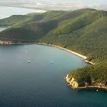 Hotel Parco Delle Cale 3*