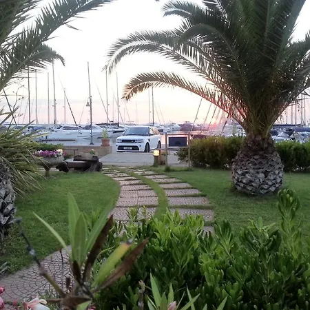 Parco Delle Cale 3*
